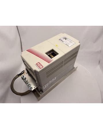 KEB F4 frequentiesturing 17 kVA 15.F4.C1G-4A02/2.2, Zakelijke goederen, Machines en Bouw | Houtbewerking, Verzenden