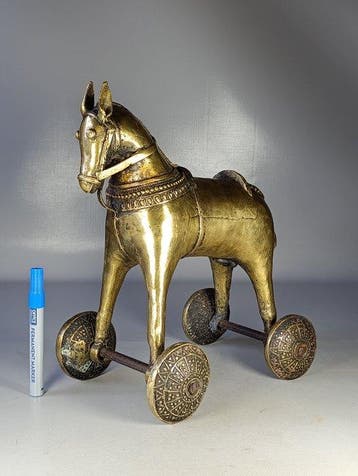 sculptuur, Grande et Lourde Sculpture Animale Ancienne –