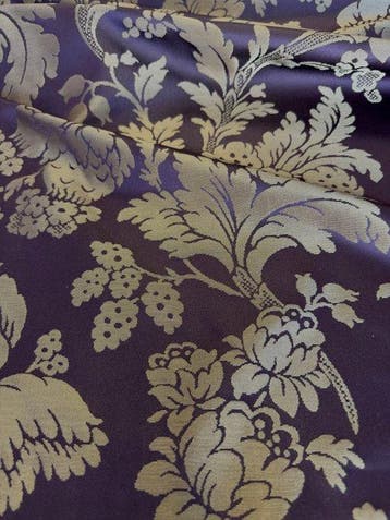 Élégant tissu jacquard damassé avec un motif ornemental