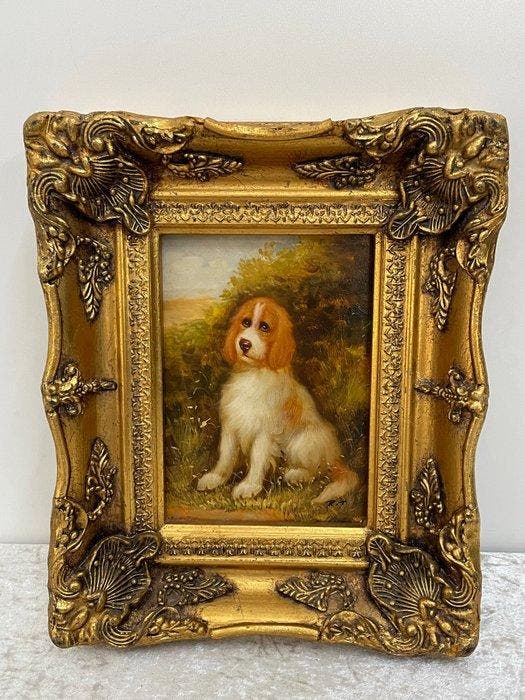R.T. - Hond in Barokke Lijst, Antiek en Kunst, Antiek | Overige Antiek