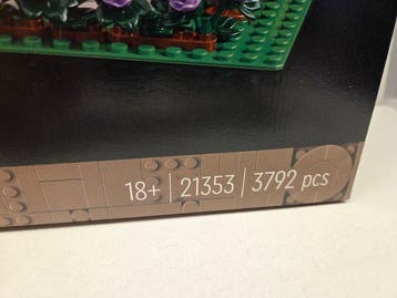 Lego Set - 21353 - Ideas (CUUSOO) - LEGO De botanische tuin, Nieuw