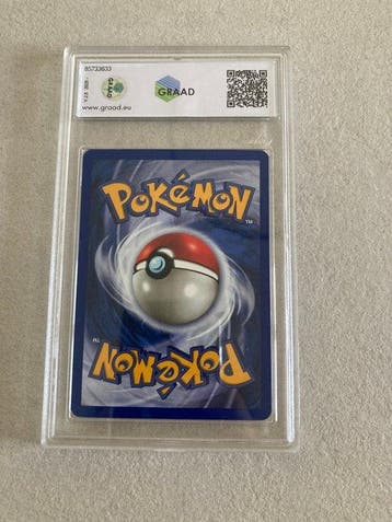 Pokémon - 1 Graded card - Kabuto 50/62 First edition - Graad, Hobby en Vrije tijd, Verzamelkaartspellen | Pokémon, Nieuw