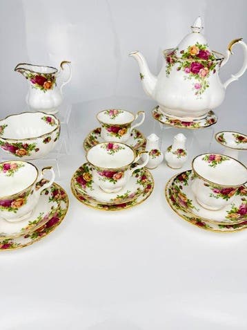 Royal Albert - Theeservies (19) - Been - Old Country Roses /