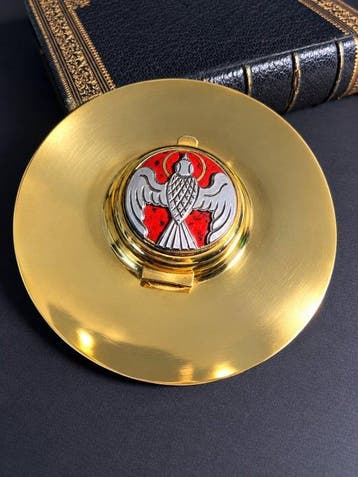 Liturgische pyxide op patene – Duif van de Heilige Geest -, Antiek en Kunst