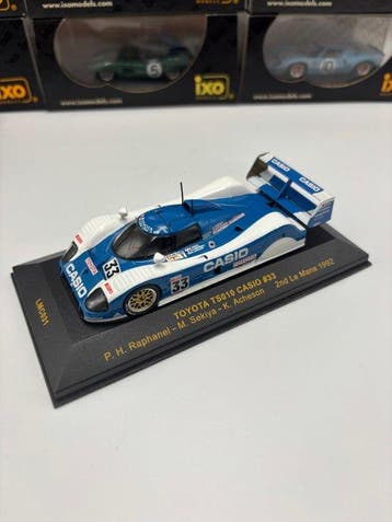 IXO 1:43 - Modelauto (19) - Ensemble IXO voitures de course