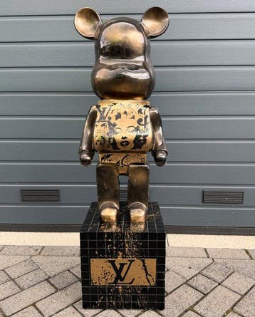 Daluxe Art - 1999 • XXL LV Marilyn Monroe Teddybear Display