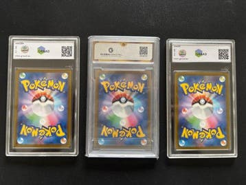 Pokémon - 3 Graded card - Snorlax, Mew, Charizard V, Mew,, Nieuw
