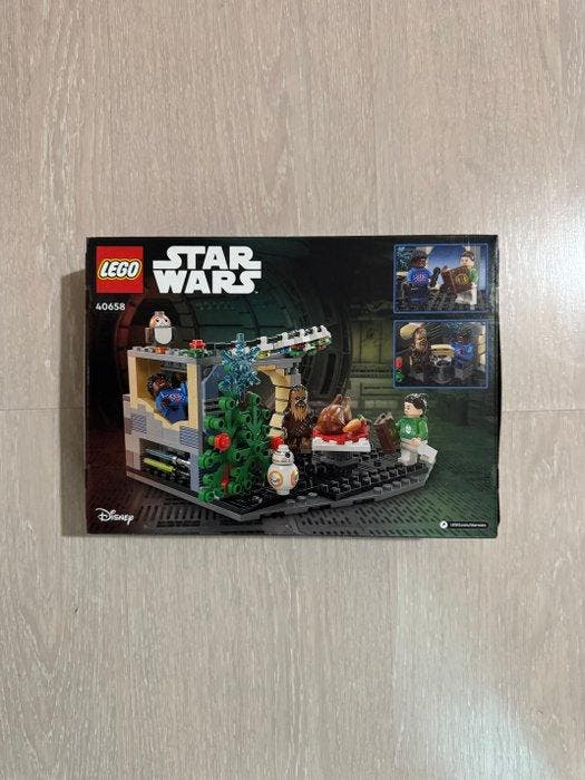 Lego Set - 40658 - Star Wars - Millennium Falcon Holiday, Enfants & Bébés, Jouets | Duplo & Lego