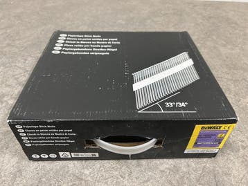 Veiling - 3x Dewalt papiergebonden stripnagels 2,8x63mm 2200, Nieuw