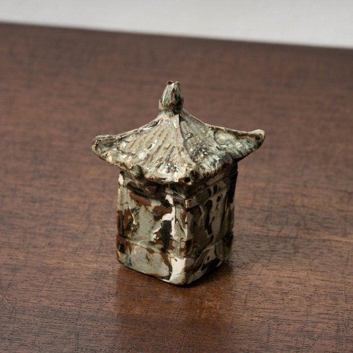 Goryeo gemarmerd celadon huisvormige waterdruppelaar -, Antiquités & Art, Antiquités | Autres Antiquités