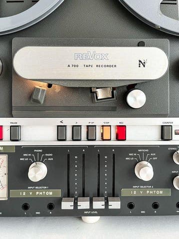 Revox - A 700, 2-spoor stereo, 3-hoofd, 3 direct-drive