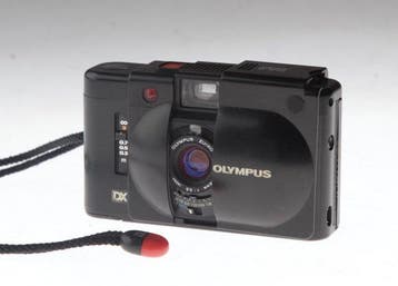 Olympus XA4macro Viewfinder camera