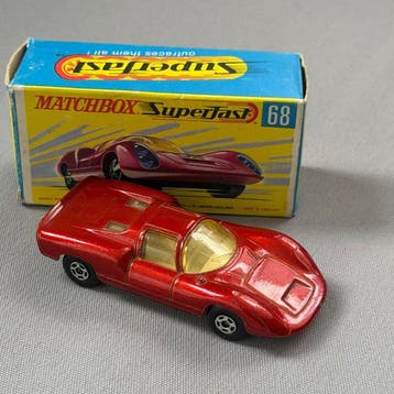 Matchbox 1:64 - Voiture miniature - Porsche 910