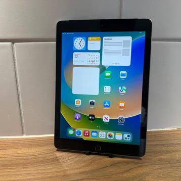 Apple iPad (6th Generation) 32GB Wifi + Cellular - Mobiele, Nieuw