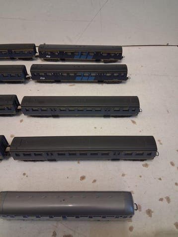 Lima H0 - Wagon de train miniature (11) - 11 wagons de, Hobby en Vrije tijd, Nieuw