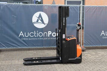 Veiling: Stapelaar BT SWE140L Elektrisch 1400kg 2.65m 2015, Ophalen