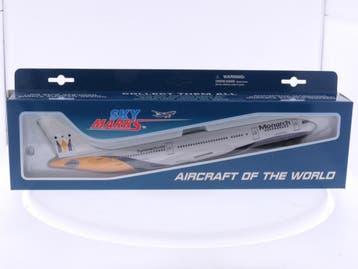 Schaal 1:200 Skymarks SKR337 Airbus 330-200 Monarch Airli..., Ophalen of Verzenden