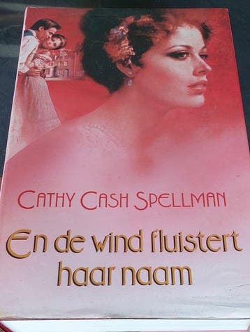 En de wind fluistert haar naam - Spellman, Boeken, Verzenden, Nieuw