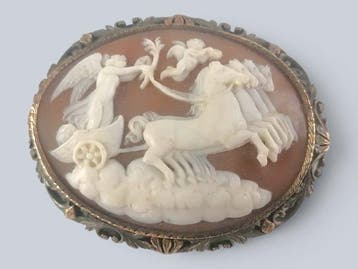 Cameo - 14 karaat Geel goud, schelp - Godin Niké / Victoria