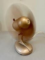 Ventilateur électrique - métal, caoutchouc - Un fan vintage