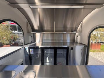 Mobiele Koffiebar Foodtruck Coffee Trailer 750kg Barista, Ophalen, Nieuw