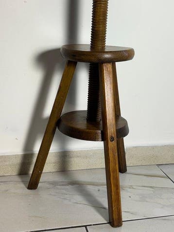 Tabouret - Tabouret a vis datelier tripode vintage en hêtre