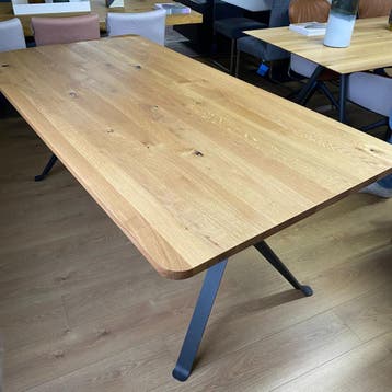 bert plantagie Eettafel Milan - Ongebruikt, Verzenden, Zo goed als nieuw, Overige houtsoorten, 100 tot 150 cm