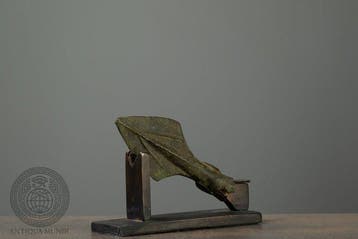 West-Aziatisch Brons Speerkop met waaiervormig blad en