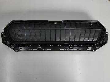 Grill Skoda Enyaq met zwarte rand - gebruikt, Verzenden