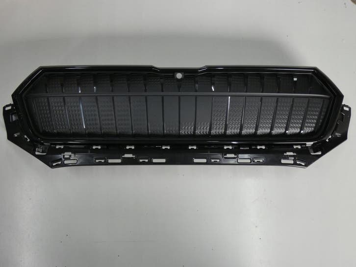 Grill Skoda Enyaq met zwarte rand - gebruikt, Auto-onderdelen, Carrosserie, Gebruikt, Verzenden