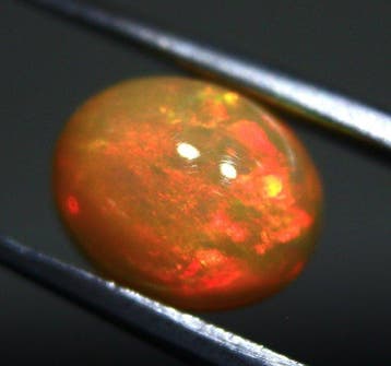 Hoofdstuk 7.10 Natuurlijke Ethiopische Opalen Cabochon -