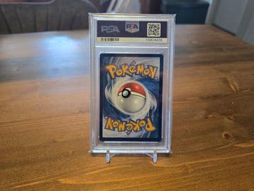 Pokémon - 1 Card - Pikachu with Grey Felt Hat 085 Promo card, Hobby en Vrije tijd, Nieuw