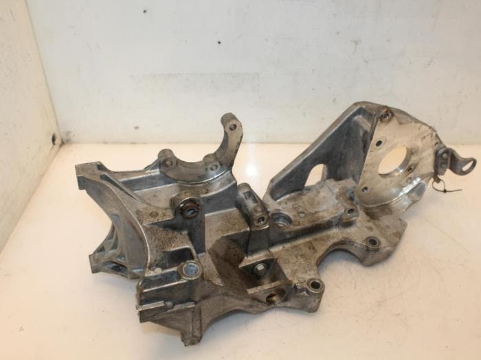Steun dieselpomp Volkswagen Crafter O133221, Auto-onderdelen, Motor en Toebehoren