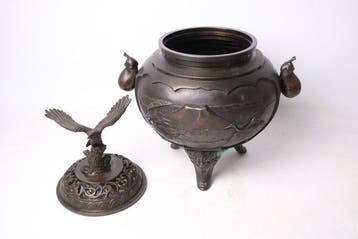 Brander - Brons - Eagle Lid Tripod Koro