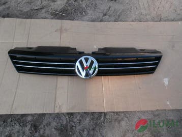 Grill VOLKSWAGEN Jetta (2010-2015), Verzenden, Gebruikt