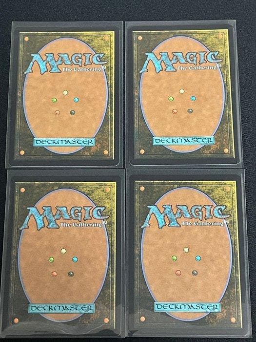 Wizards of The Coast - 4 Card - Magic: The Gathering, Hobby & Loisirs créatifs, Jeux de cartes à collectionner | Magic the Gathering