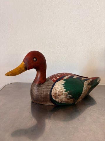 Lokeend - Large Hand-Carved Duck Decoy – Redhead / Diving
