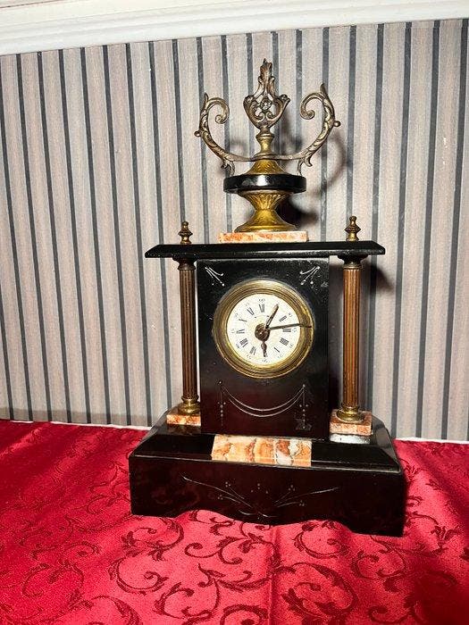 Pendule de cheminée - Antique Marbre et bronze - 1920-1930 -, Antiquités & Art, Antiquités | Horloges