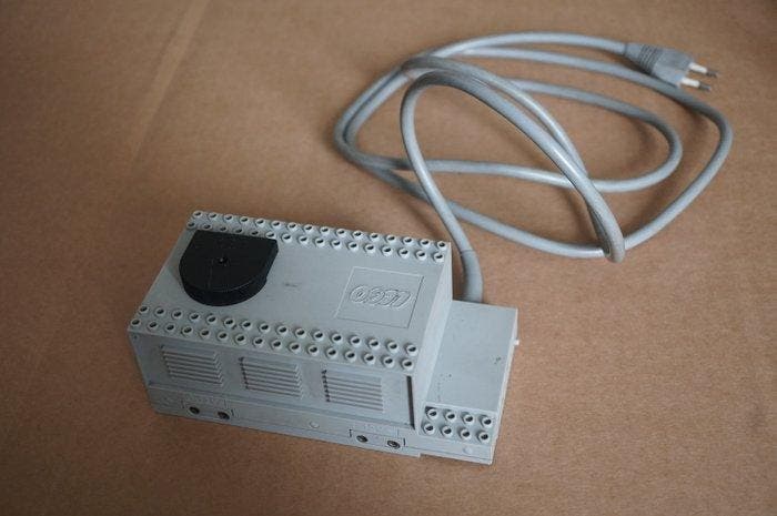 Lego - Trains - 7864-1 - 7864-1 Transformer / Controller 12V, Enfants & Bébés, Jouets | Duplo & Lego