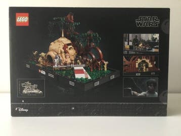 Lego Set - 75330 - Star Wars - Dagobah Jedi Training