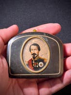 Kist - Leder - stofbekleding (rood) - messing - glas -