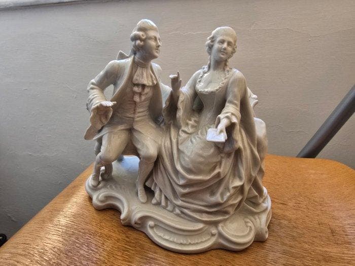 Capodimonte - Beeldje - Porselein, Antiquités & Art, Antiquités | Verre & Cristal