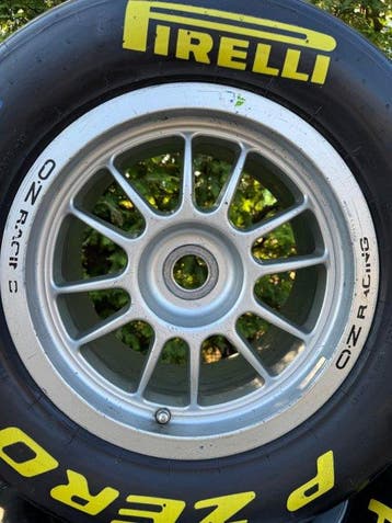 Wiel compleet met band - Pirelli - O.Z - **** NO RESERVE, Nieuw
