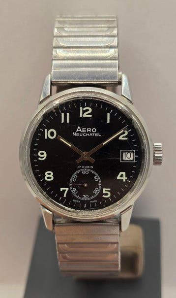 Aero Neuchatel - Vintage Hand-Wind Date - Zonder, Nieuw