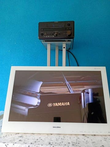 Yamaha - RDX-E700 - CD Player Solid state stereo receiver