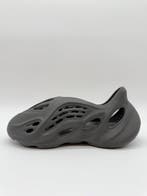 Yeezy X Adidas - Yeezy Foam Runner Carbon - Sneakers -, Kleding | Heren, Schoenen, Nieuw