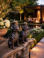Beeld, 2 Crowned Pug Dogs - 29 cm - Hars - 2026