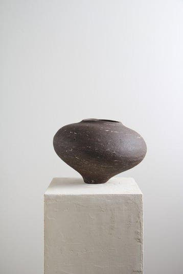 Valentina Cojocaru - Sculpture, Giove 03 - Sculptural Vase