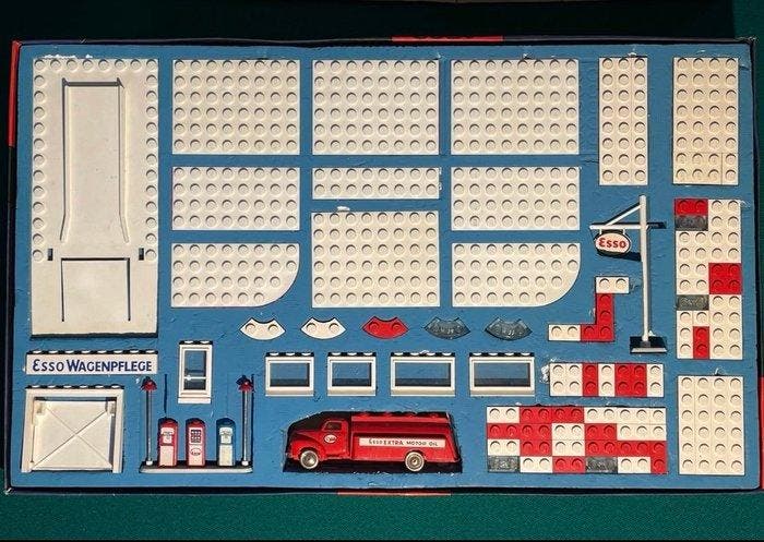 Lego Set - 310 - City - Esso Filling Station - Town Plan -, Kinderen en Baby's, Speelgoed | Duplo en Lego