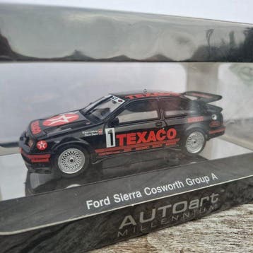Autoart 1:43 - Voiture de course miniature - Ford Sierra